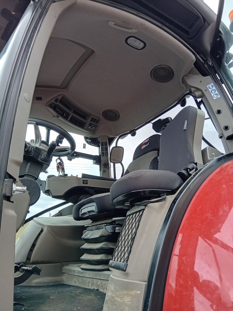 Tracteur CASE IH MAXXUM CVX 150 - photo slide 9