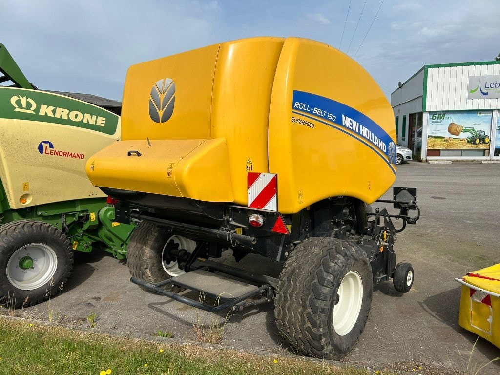 Presse balles rondes NEW HOLLAND Roll belt 150 - photo slide 11