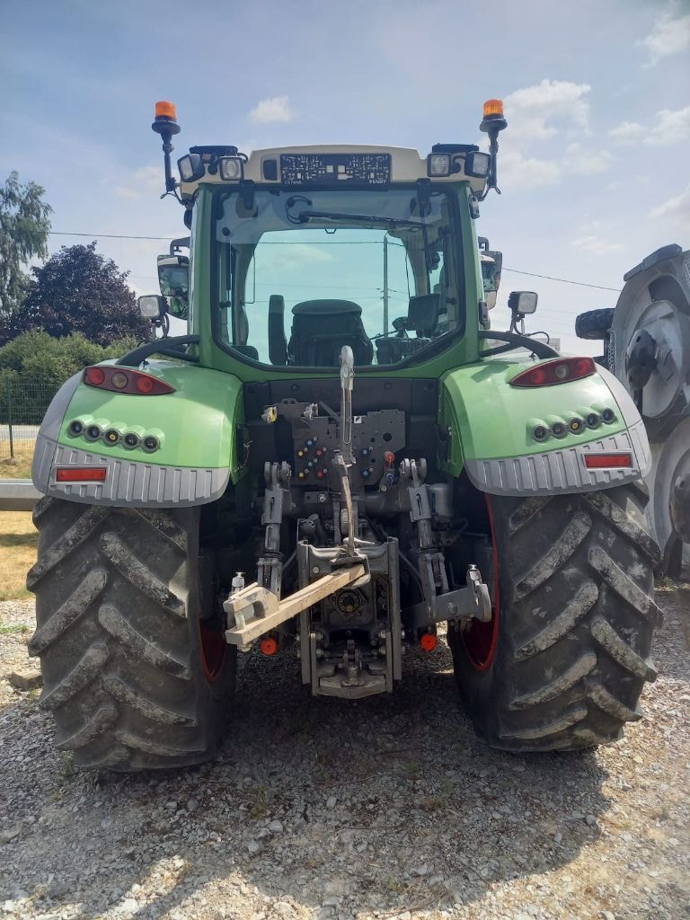 Tracteur FENDT 720 VARIO POWER - photo slide 9
