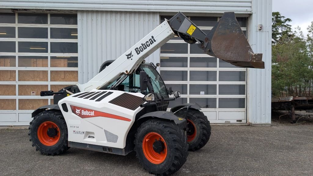 Telescopique BOBCAT TL 26.60 TP - photo slide 1