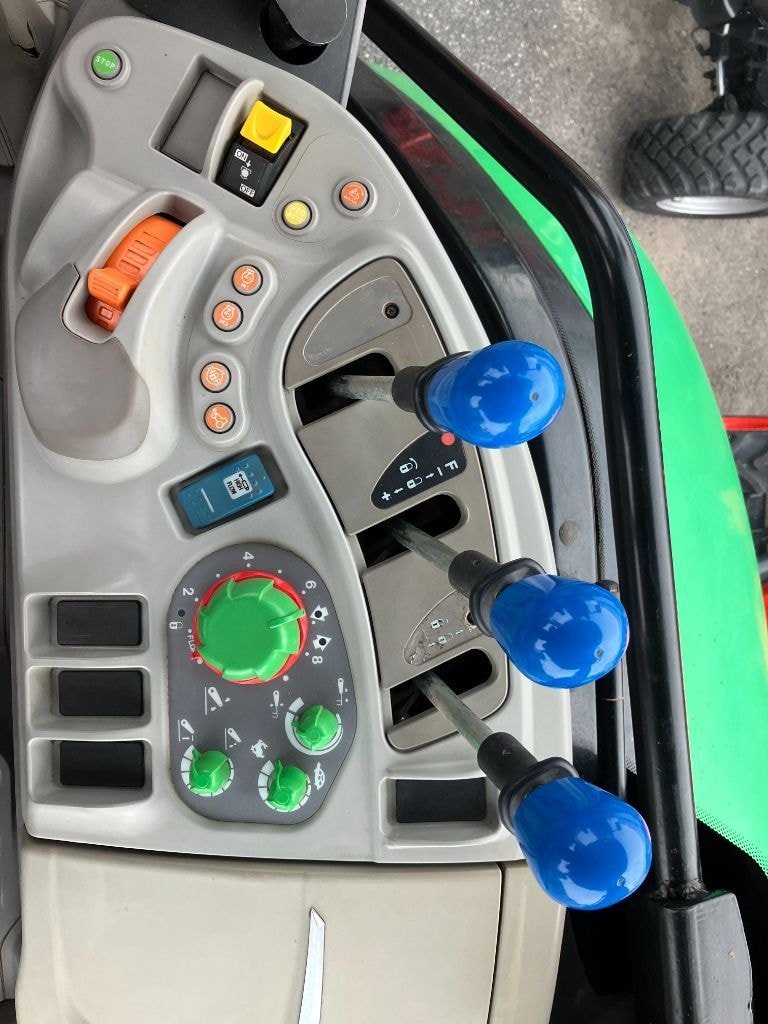 Tracteur DEUTZ FAHR 5115 - photo slide 14