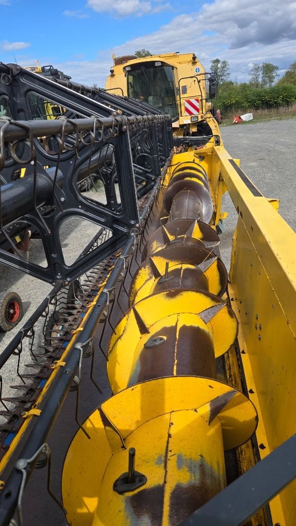 Moissonneuse NEW HOLLAND CX 6080 FS - photo slide 9