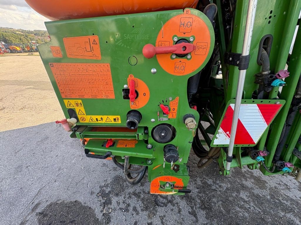 Pulverisateur AMAZONE FT 1000 et UF1801 - photo slide 9