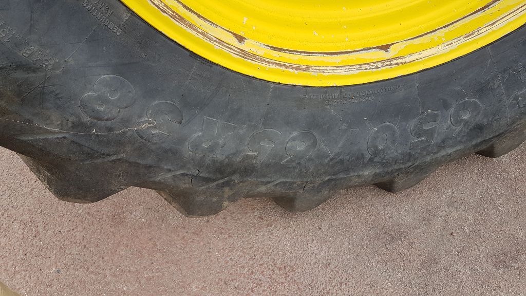 Tracteur chargeur JOHN DEERE 6810 TLS - photo slide 17