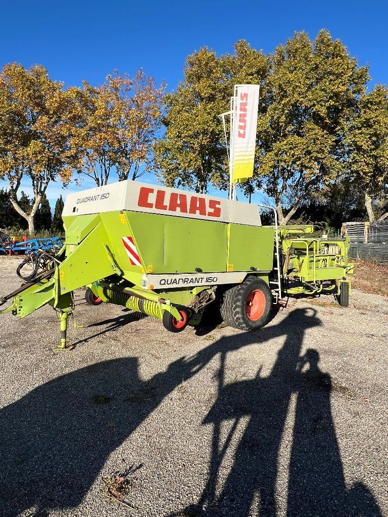 Presse haute densite CLAAS quadrant 1150 - photo slide 1