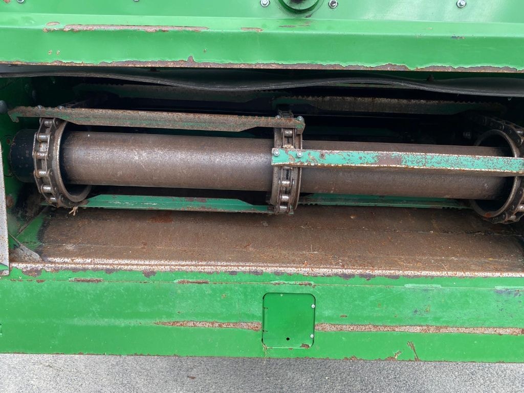 Moissonneuse JOHN DEERE T 560 HM - photo slide 33