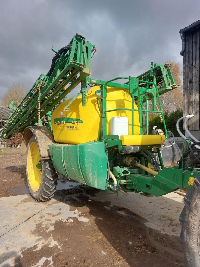 Pulverisateur JOHN DEERE 740I - photo slide 4
