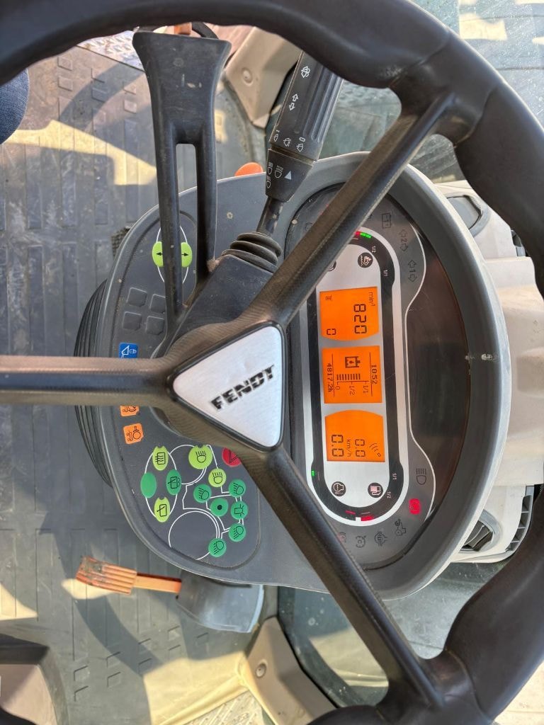 Tracteur FENDT 720 VARIO POWER + - photo slide 24