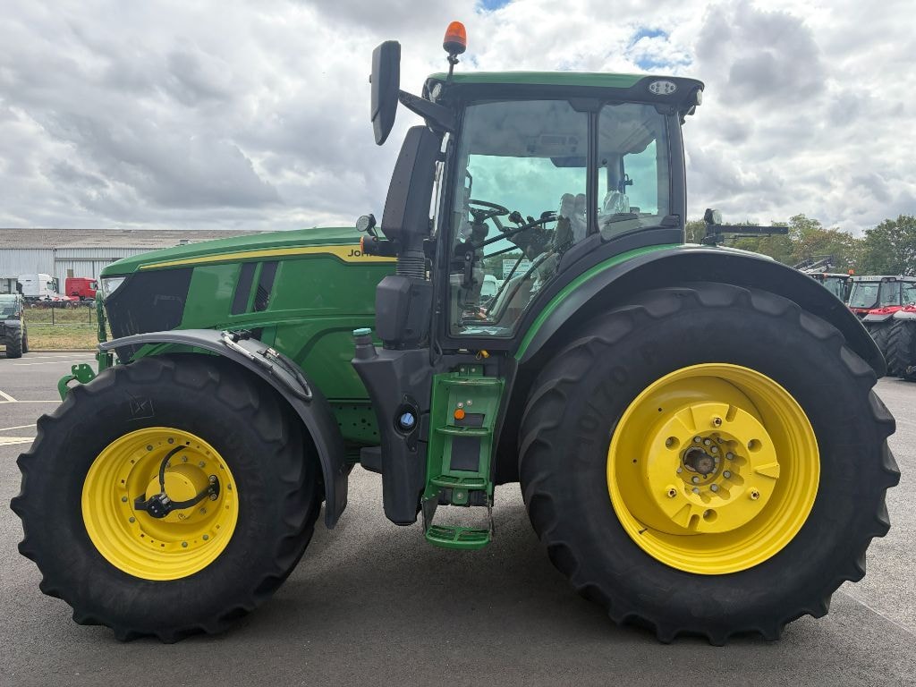 Tracteur JOHN DEERE 6R250 - photo slide 2