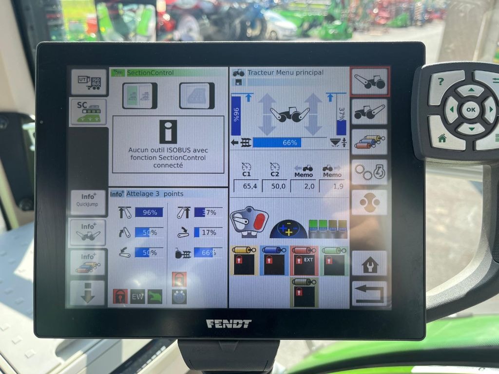 Tracteur FENDT 826 S4 Profi + - photo slide 28