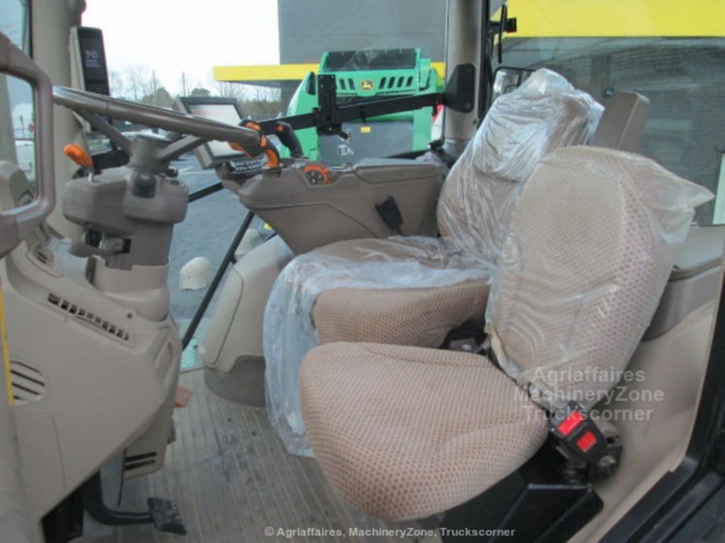 Tracteur JOHN DEERE 6R 250 - photo slide 5