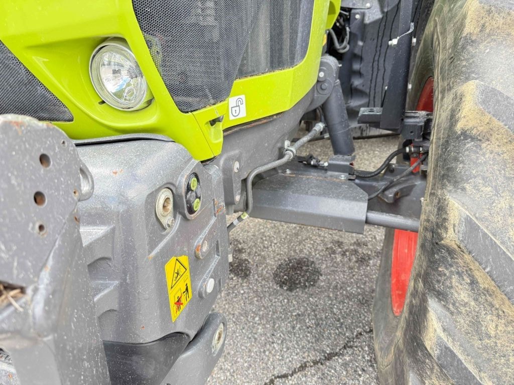 Tracteur CLAAS ARION 550 CIS T4F - photo slide 10