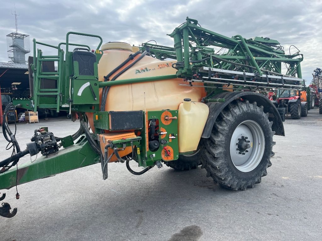 Pulverisateur AMAZONE UX 4200 SPECIAL - photo slide 1