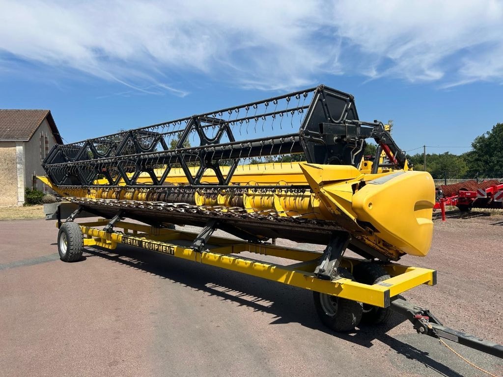 Moissonneuse NEW HOLLAND CR 7.90 REVELATION - photo slide 22