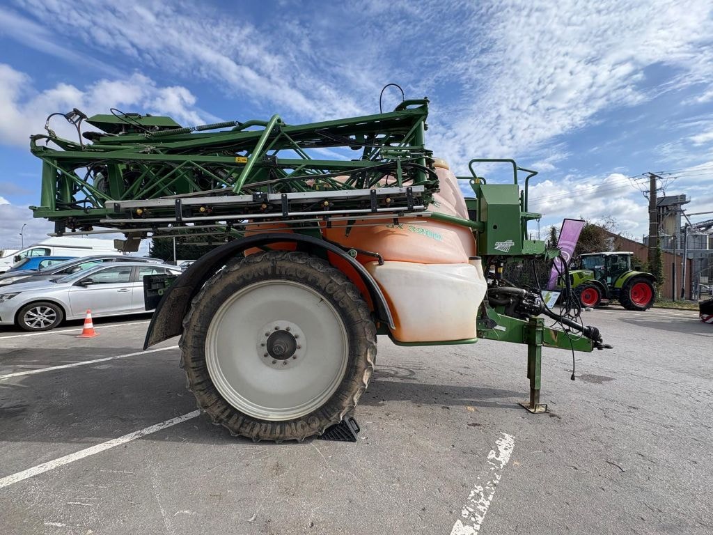 Pulverisateur AMAZONE UX3200 - photo slide 8