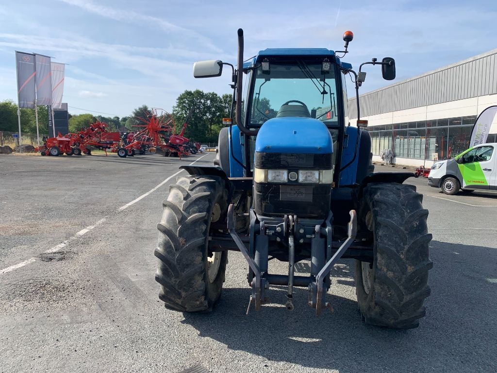 Tracteur NEW HOLLAND 8260 - photo slide 15