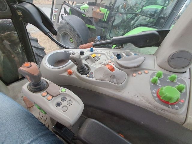 Tracteur DEUTZ FAHR 5110 TTV - photo slide 11