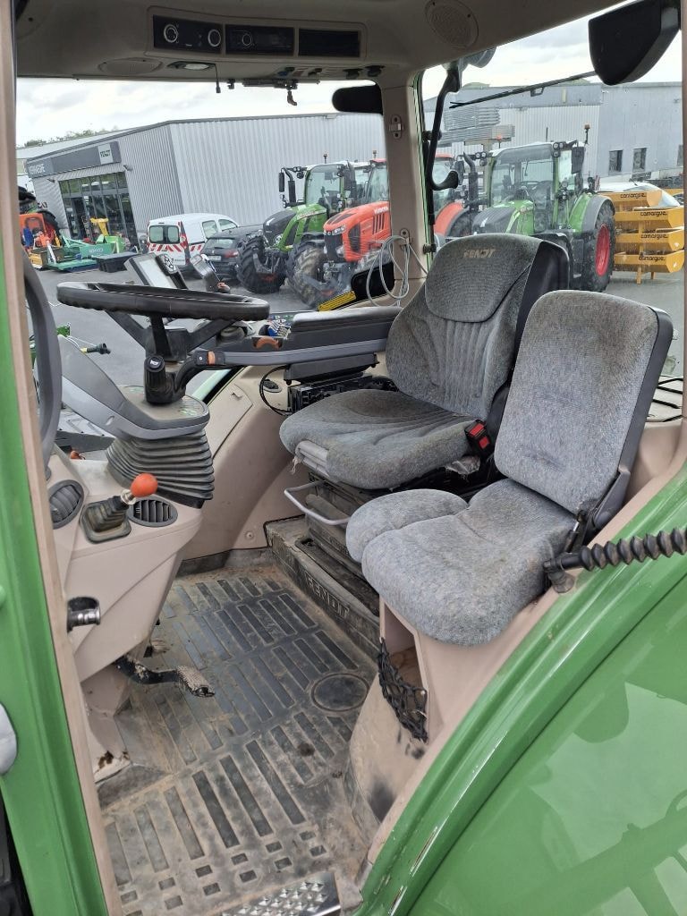 Tracteur FENDT 716 PROFI SCR - photo slide 9
