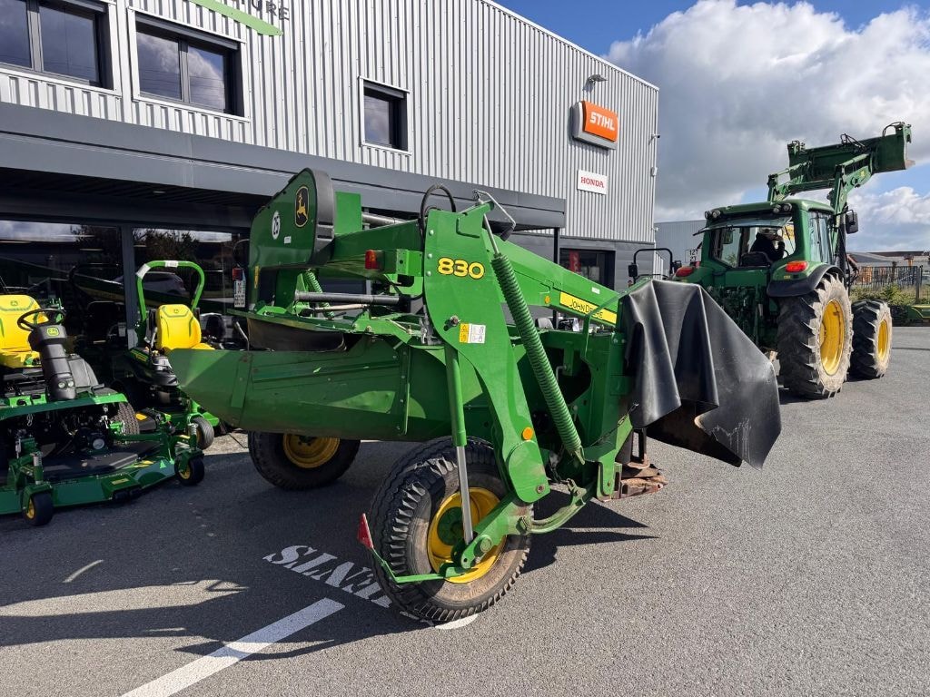 Faucheuse conditionneuse JOHN DEERE 830 - photo slide 3