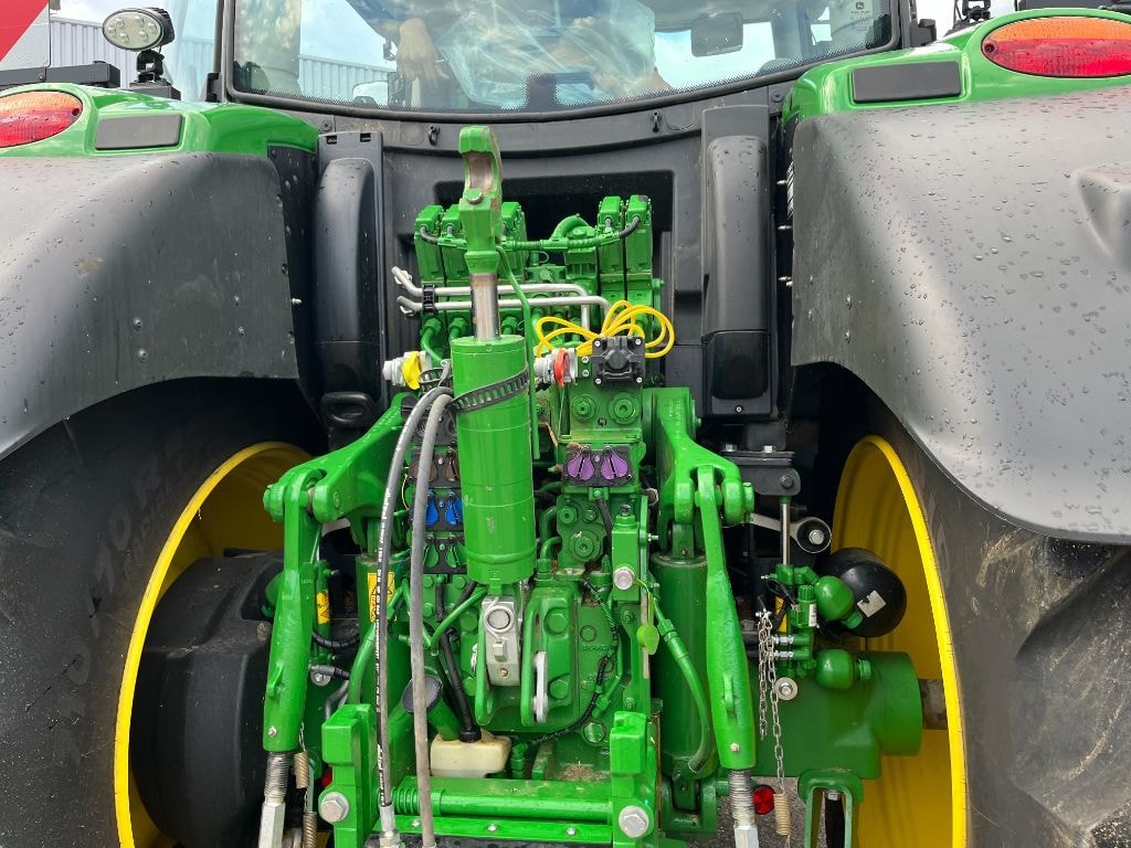 Tracteur JOHN DEERE 6R 215 - photo slide 14