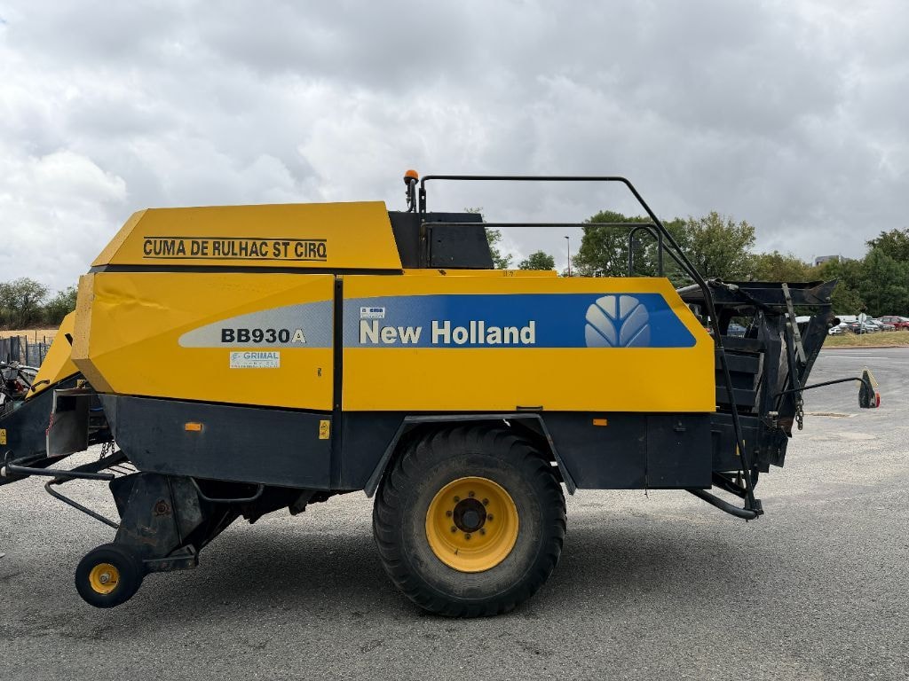 Presse haute densite NEW HOLLAND Bb 930 - photo slide 6