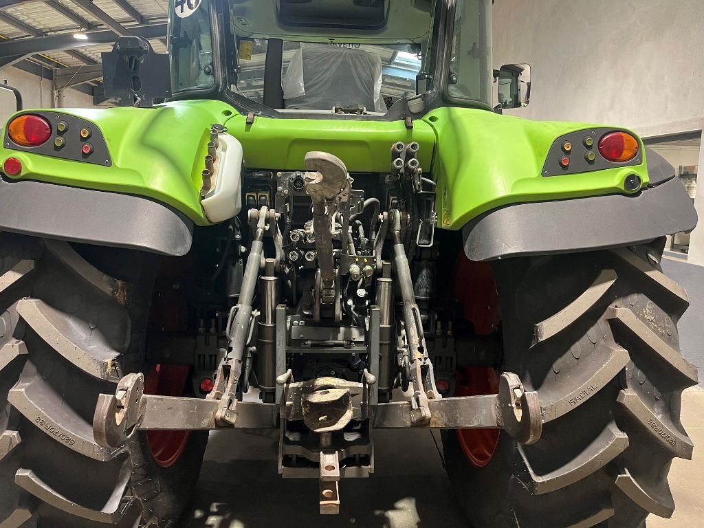 Tracteur chargeur CLAAS Arion 450 - photo slide 8