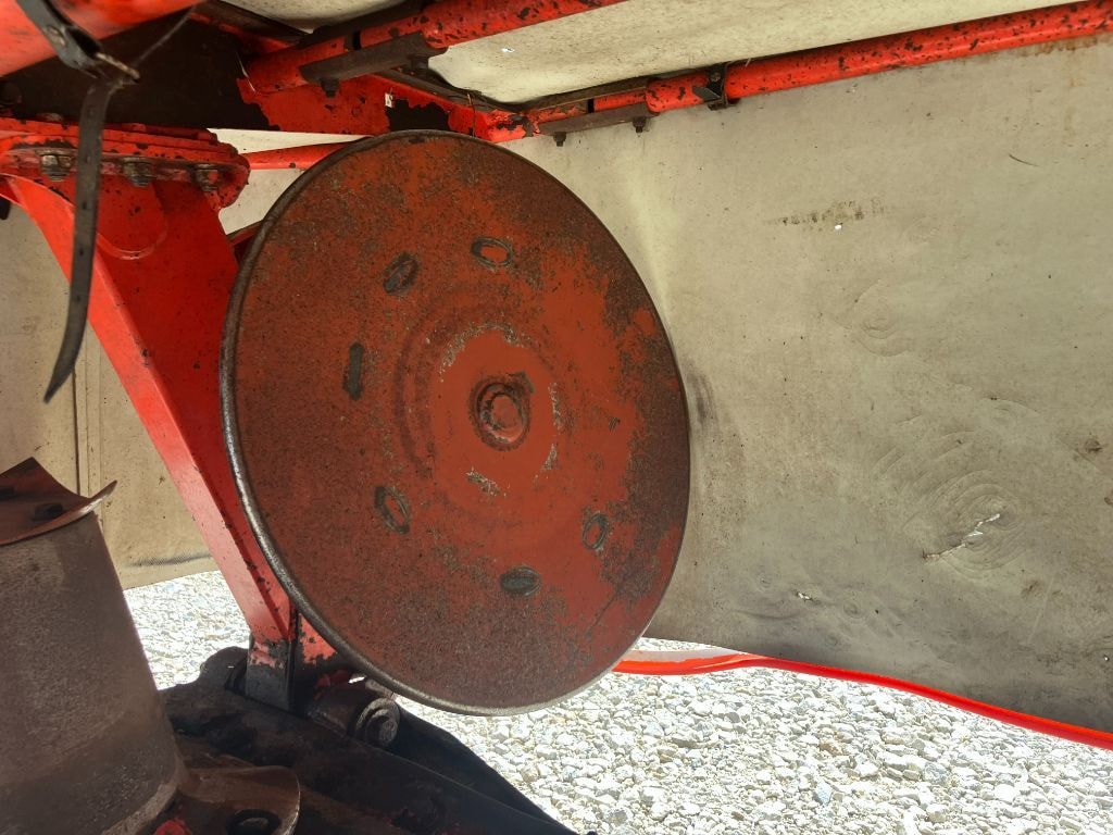 Faucheuse KUHN GMD 4010 FF - photo slide 13