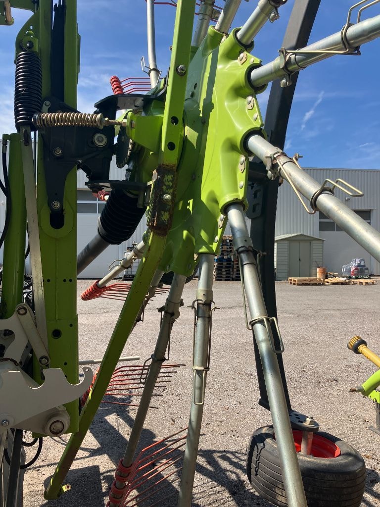 Andaineur CLAAS LINER 2900 - photo slide 9