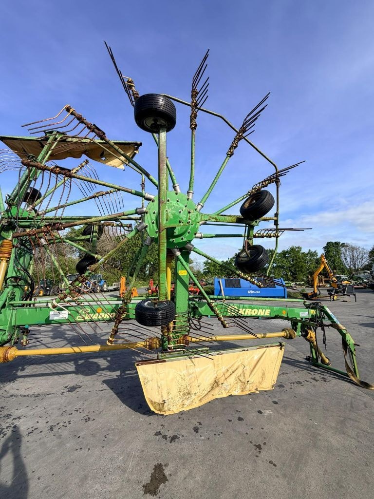 Andaineur KRONE SWADRO 810 - photo slide 8
