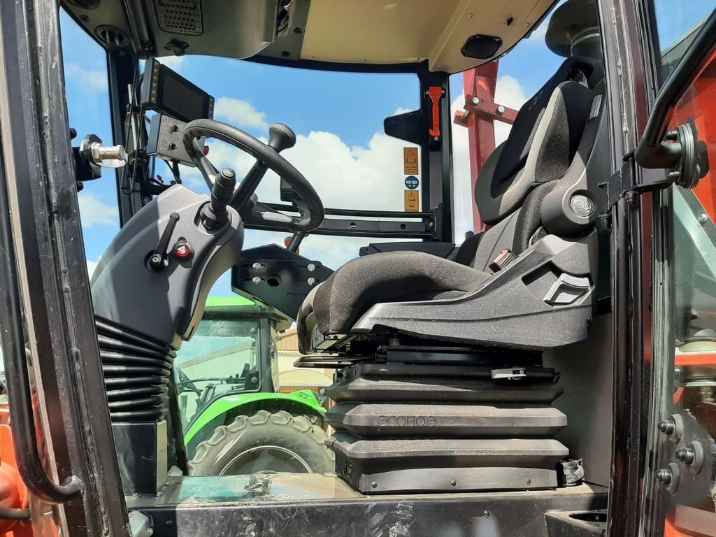 Tracteur enjambeur VERMANDE MR 1135 - photo slide 23