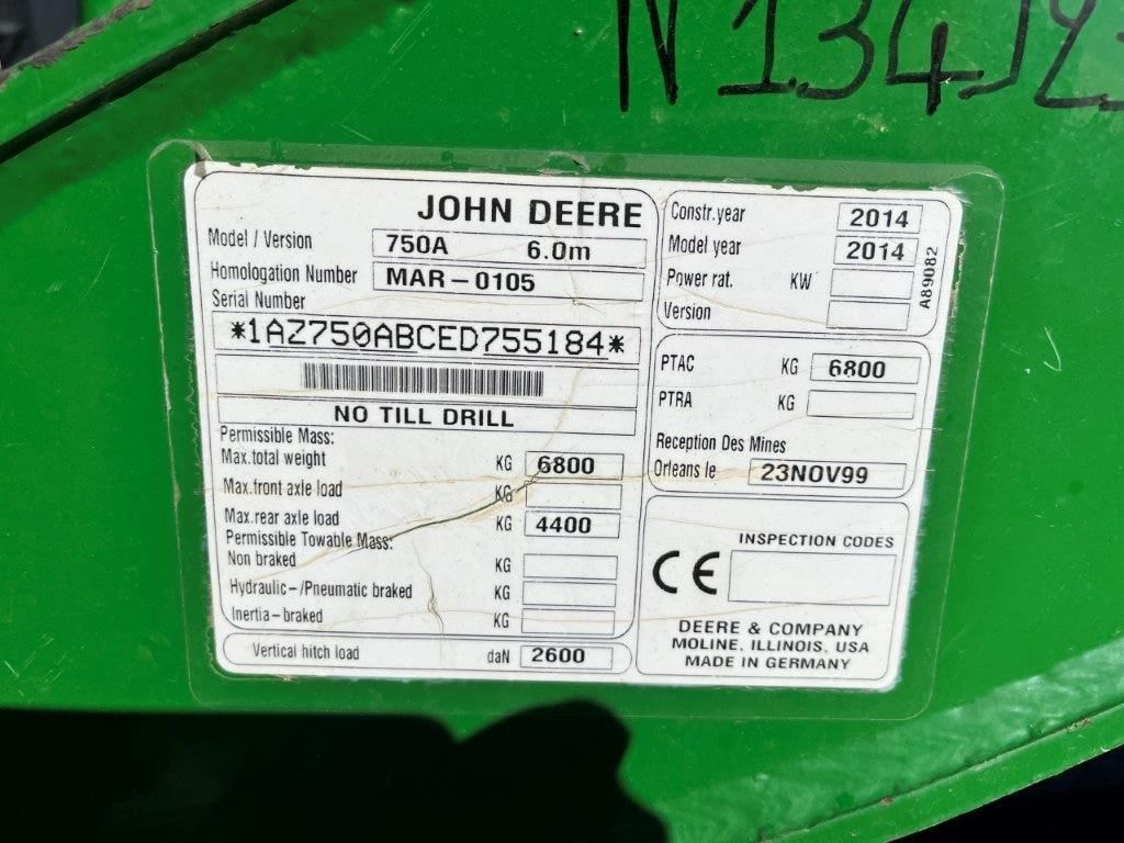 Semoir simplifié JOHN DEERE 750A - photo slide 3