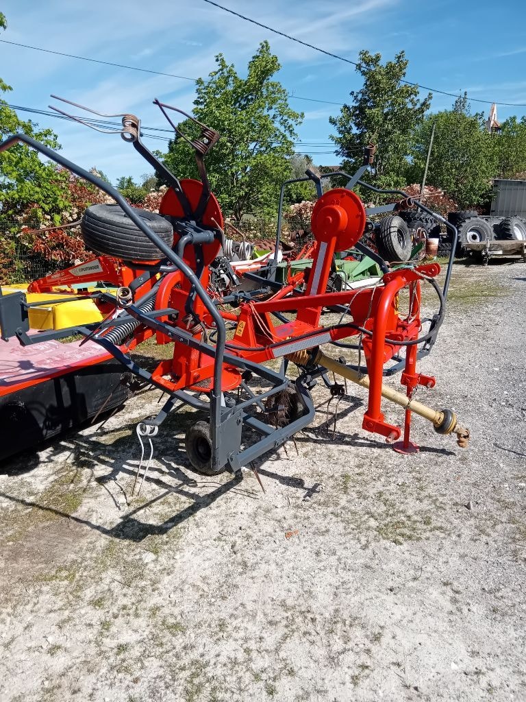Faneuse VICON FANEX 400 - photo slide 1