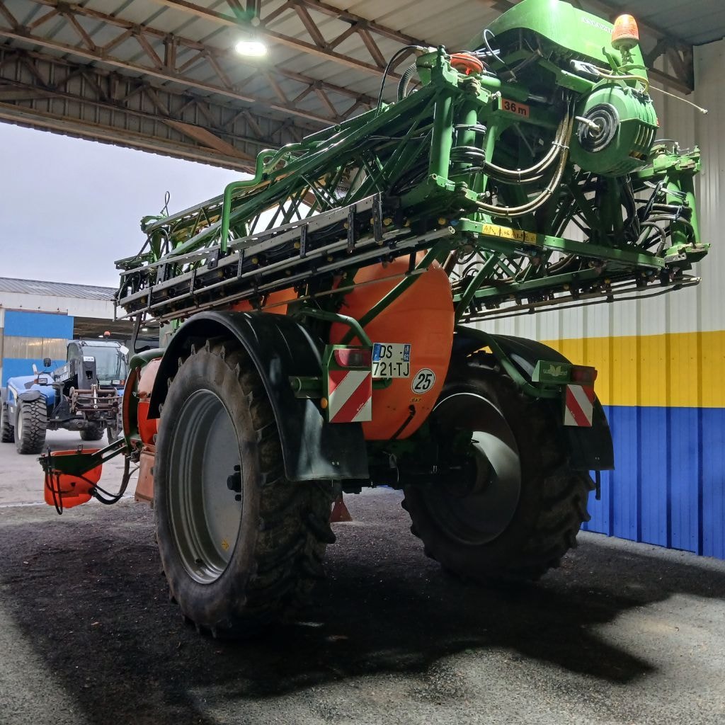 Pulverisateur AMAZONE UX 4200 - photo slide 6