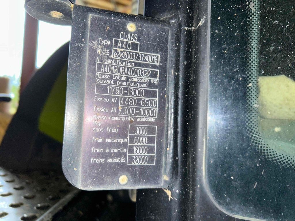 Tracteur CLAAS AXION 810 T4F CIS - photo slide 19