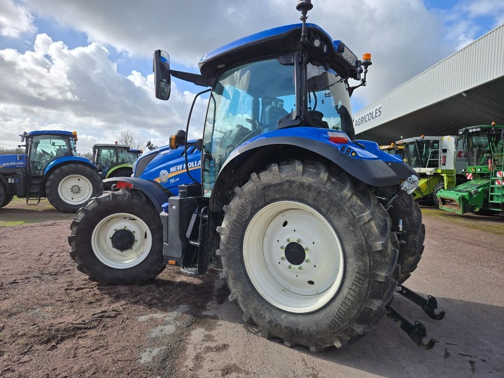 Tracteur NEW HOLLAND T6.145 DC - photo slide 8