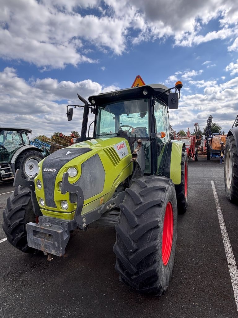 Tracteur CLAAS Atos - photo slide 1