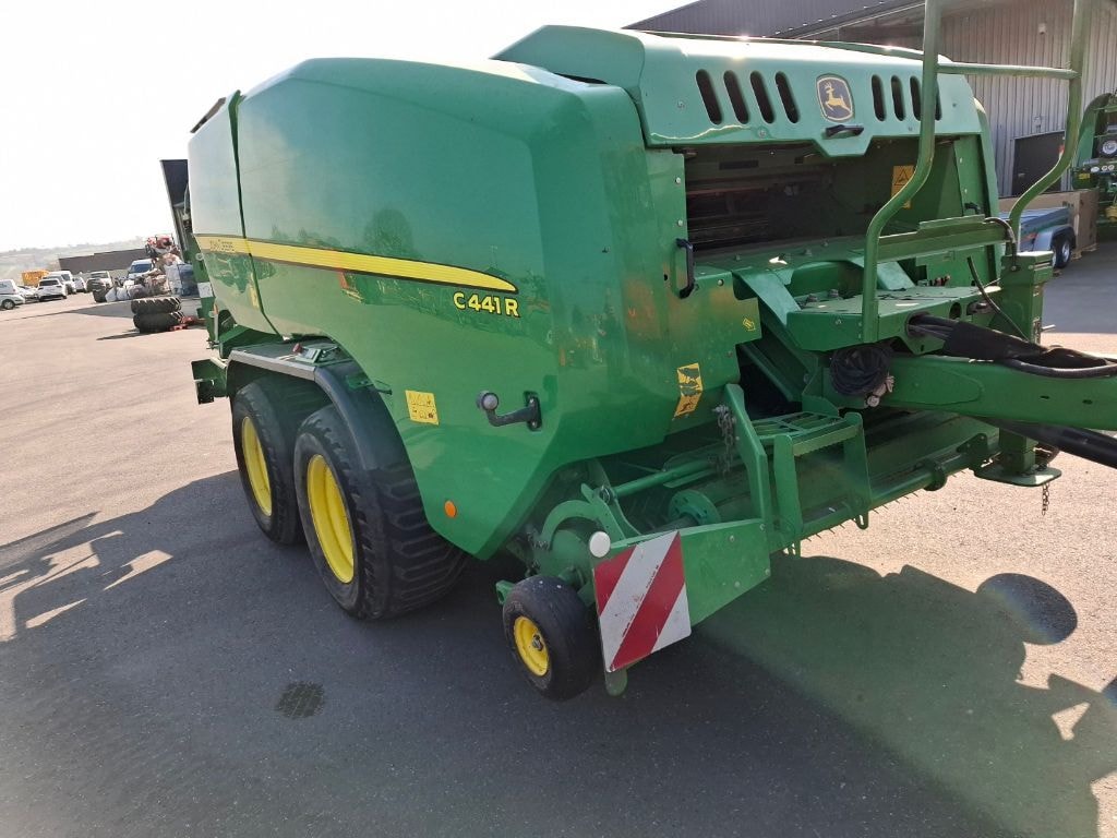 Presse enrubanneuse JOHN DEERE C441R - photo slide 2