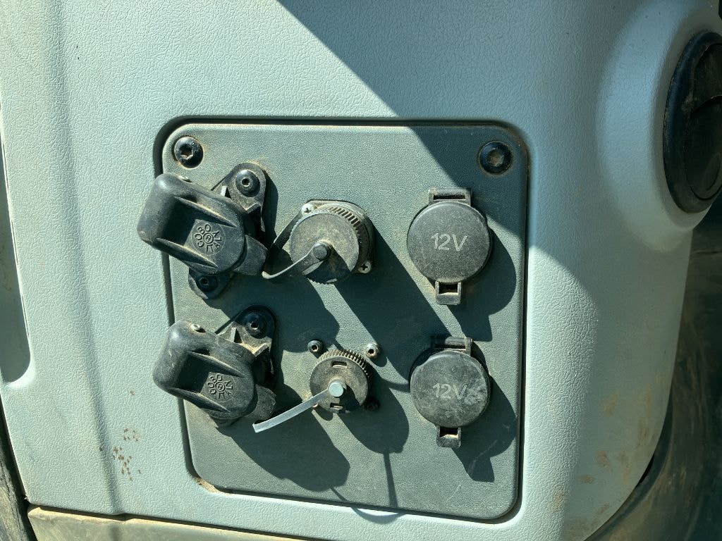 Tracteur CLAAS ARION 650 CIS+ - photo slide 15