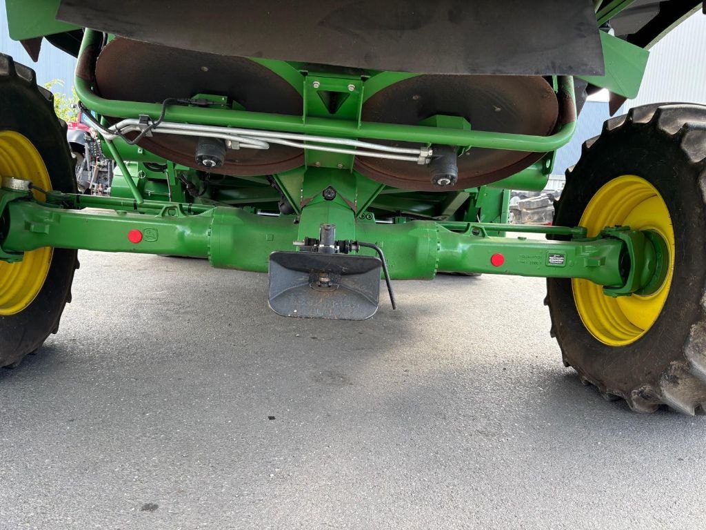 Moissonneuse JOHN DEERE T 660 - photo slide 8