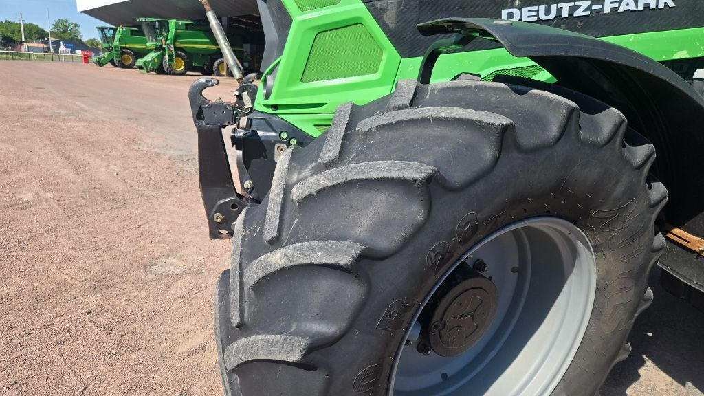 Tracteur DEUTZ FAHR AGROTRON 6155 Rc Shift - photo slide 23