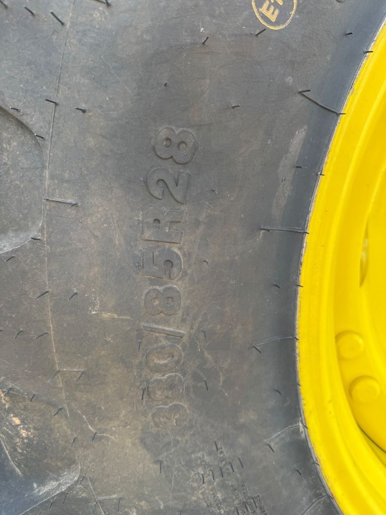 Tracteur JOHN DEERE 6115R - photo slide 13