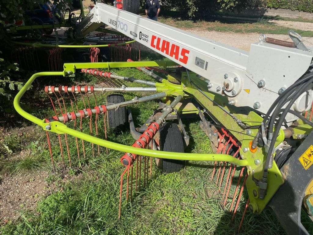 Andaineur CLAAS liner 700  - photo slide 4