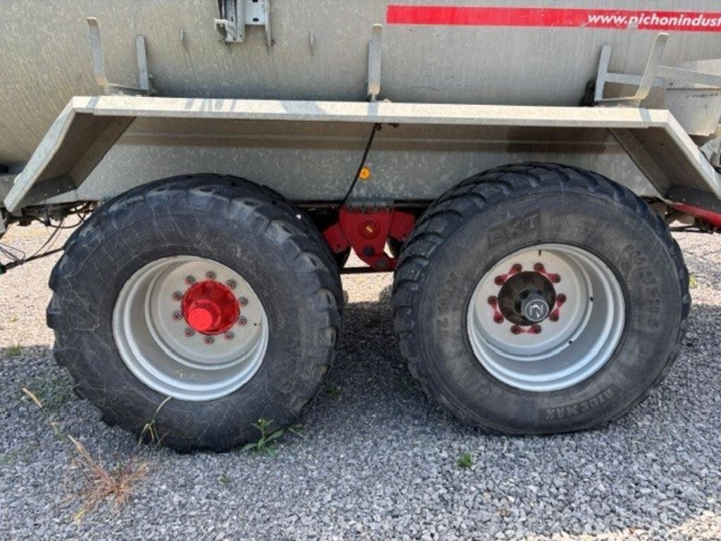 Tonne a lisier PICHON TCI 18500 - photo slide 11