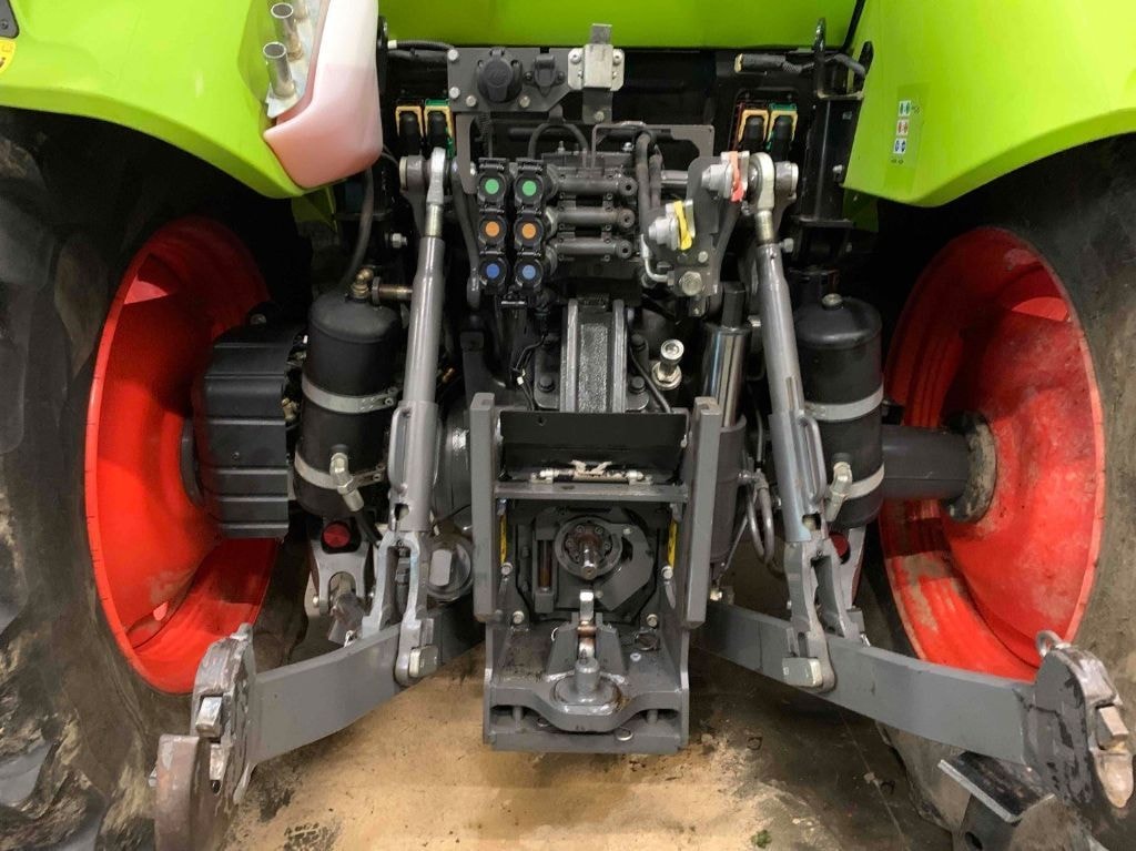 Tracteur CLAAS ARION 450 CONCEPT - photo slide 9