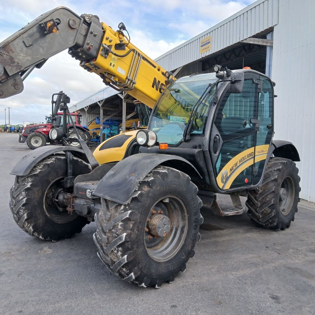 Telescopique NEW HOLLAND TH9.35 élite  - photo slide 6
