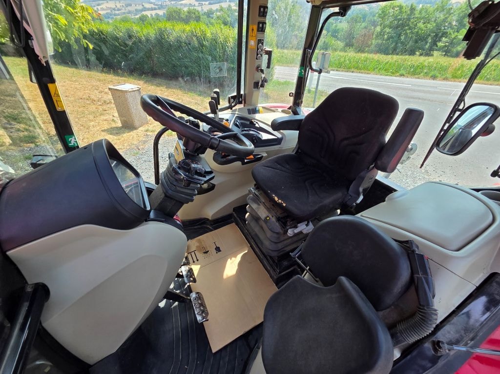 Tracteur chargeur MASSEY FERGUSON 5710 - photo slide 14