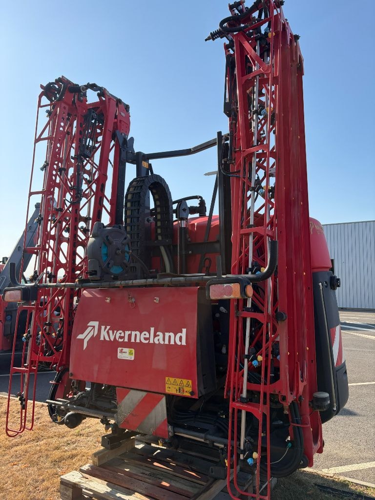 Pulverisateur KVERNELAND Ixter b13 - photo slide 11