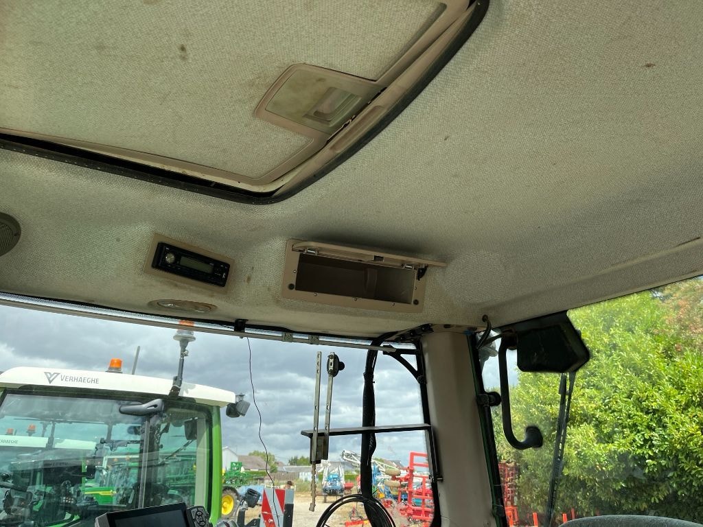 Tracteur FENDT 826 SCR VARIO PROFI + - photo slide 11