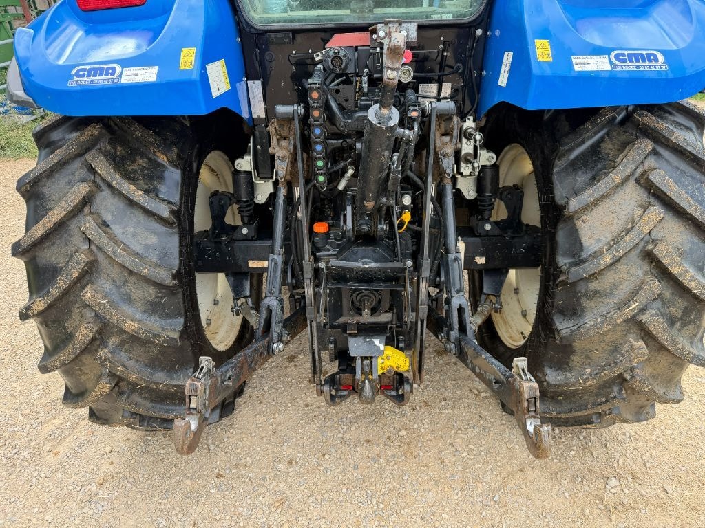 Tracteur chargeur NEW HOLLAND T5.100 - photo slide 9