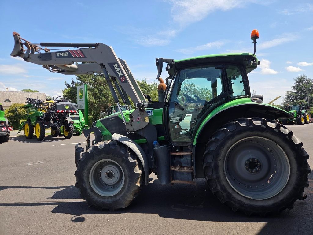 Tracteur chargeur DEUTZ FAHR 6120 TTV - photo slide 14